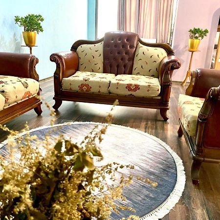 Kb Downtown Gjirokaster公寓 外观 照片